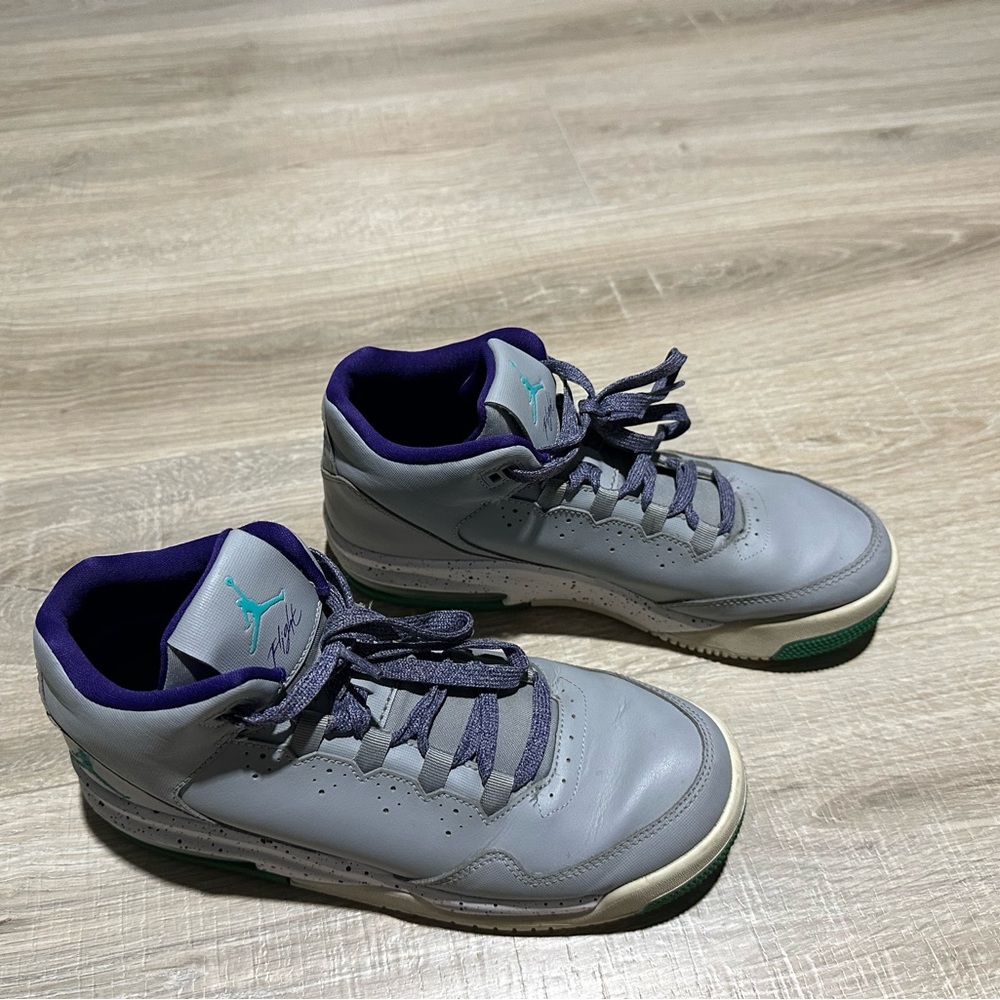 Gray and Purple Sneakers with Teal Accents Jordan Flight size youth 7.5